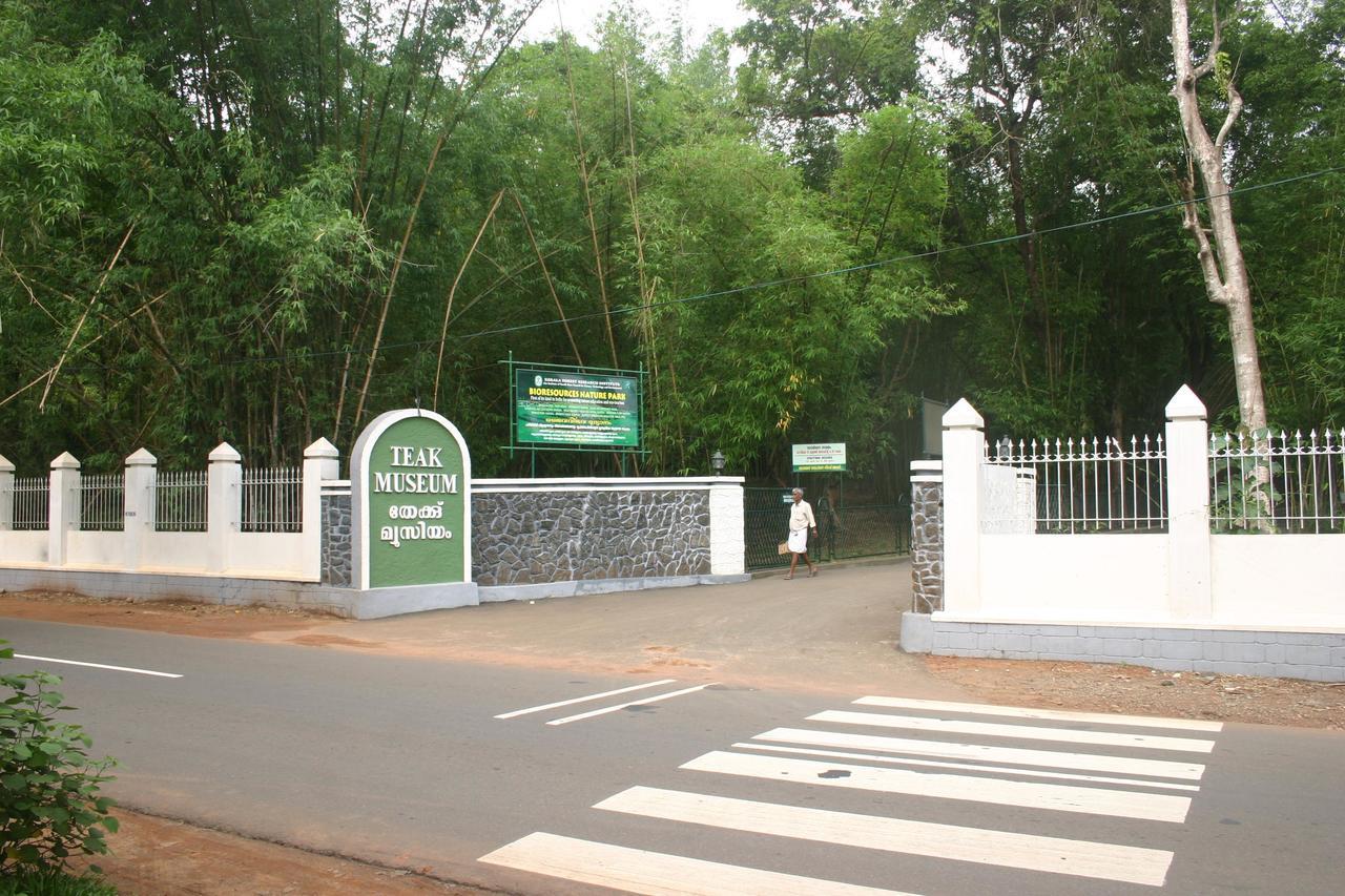 Aarya Bhavan Residency Hotel Malappuram Bagian luar foto
