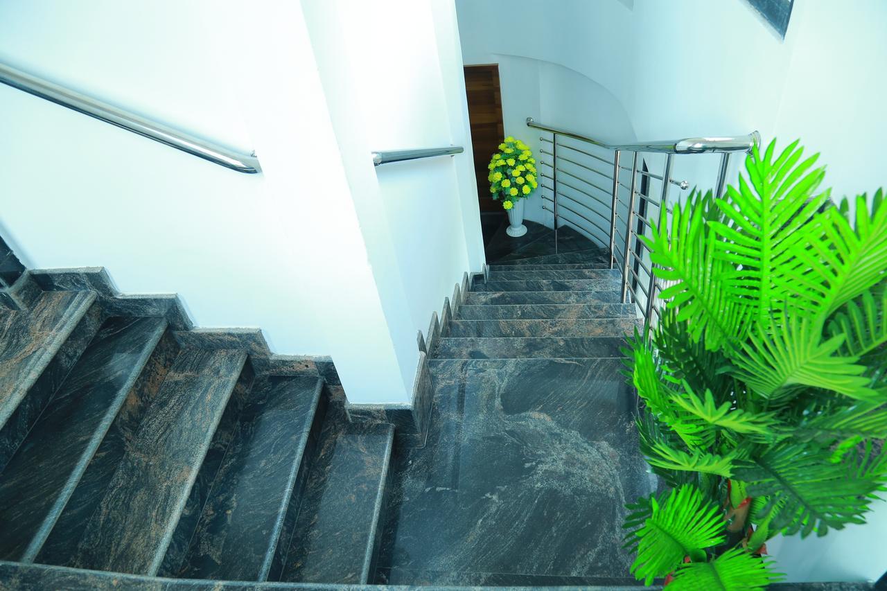 Aarya Bhavan Residency Hotel Malappuram Bagian luar foto